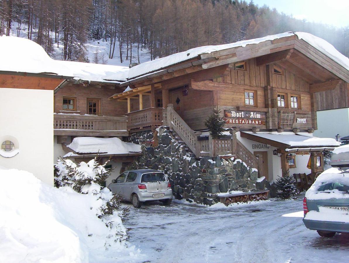 Dorf Alm Hotel Obergurgl Eksteriør billede